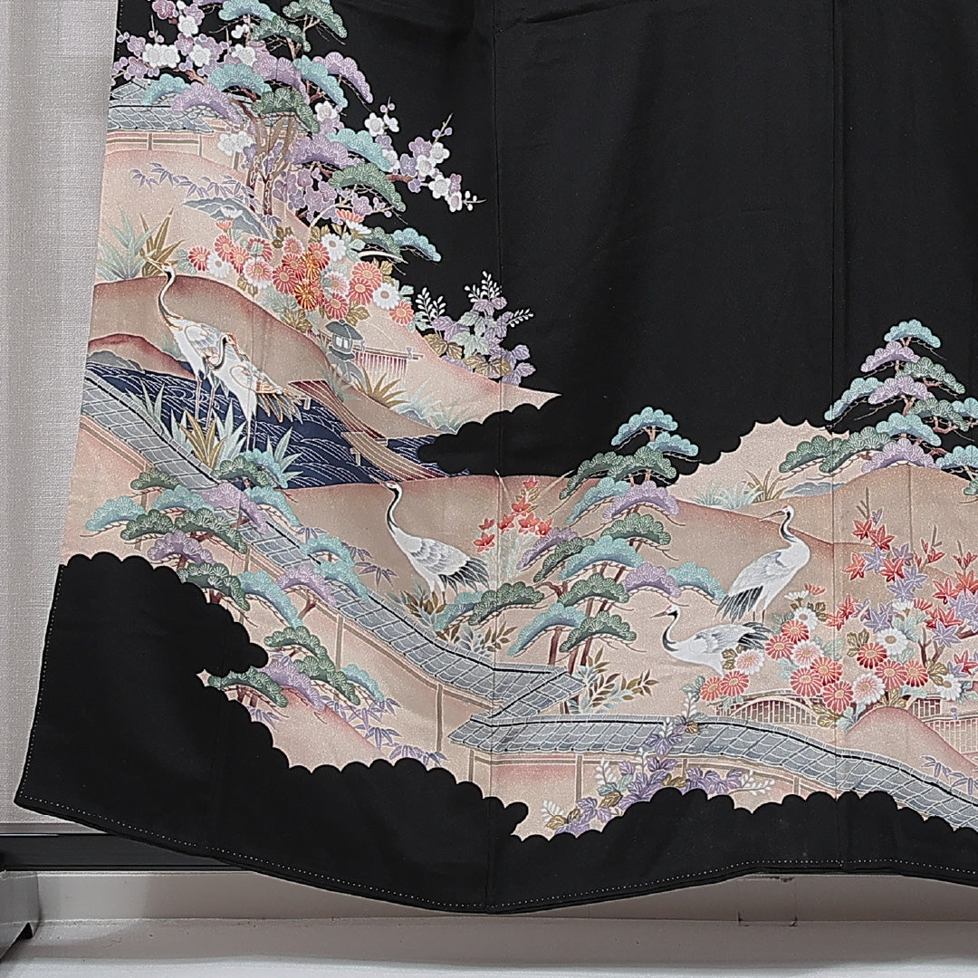 黒留袖 袷 身丈157cm 裄丈62cm 五つ紋 剣片喰 フォーマル Aランク Mサイズ 正絹 比翼仕立て 広衿 鶴 松竹梅 金駒刺繍 1211-F0743