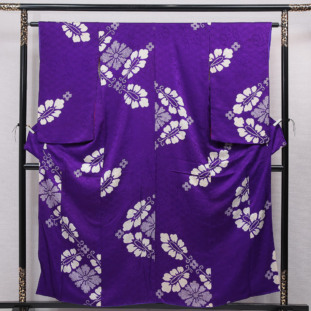 アンティーク 小紋 袷 身丈156cm 裄丈62cm 正絹 Bランク Mサイズ 広衿 一つ紋(剣片喰) 紋意匠 七宝 菊 紫系 1215-15519