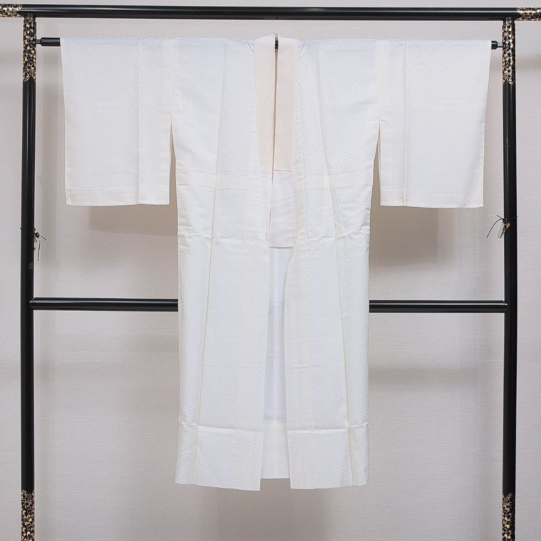 長襦袢 無双袖 身丈130cm 裄丈64cm 正絹 Sランク Lサイズ 紗綾型 クリーム系 RP 1239-16546