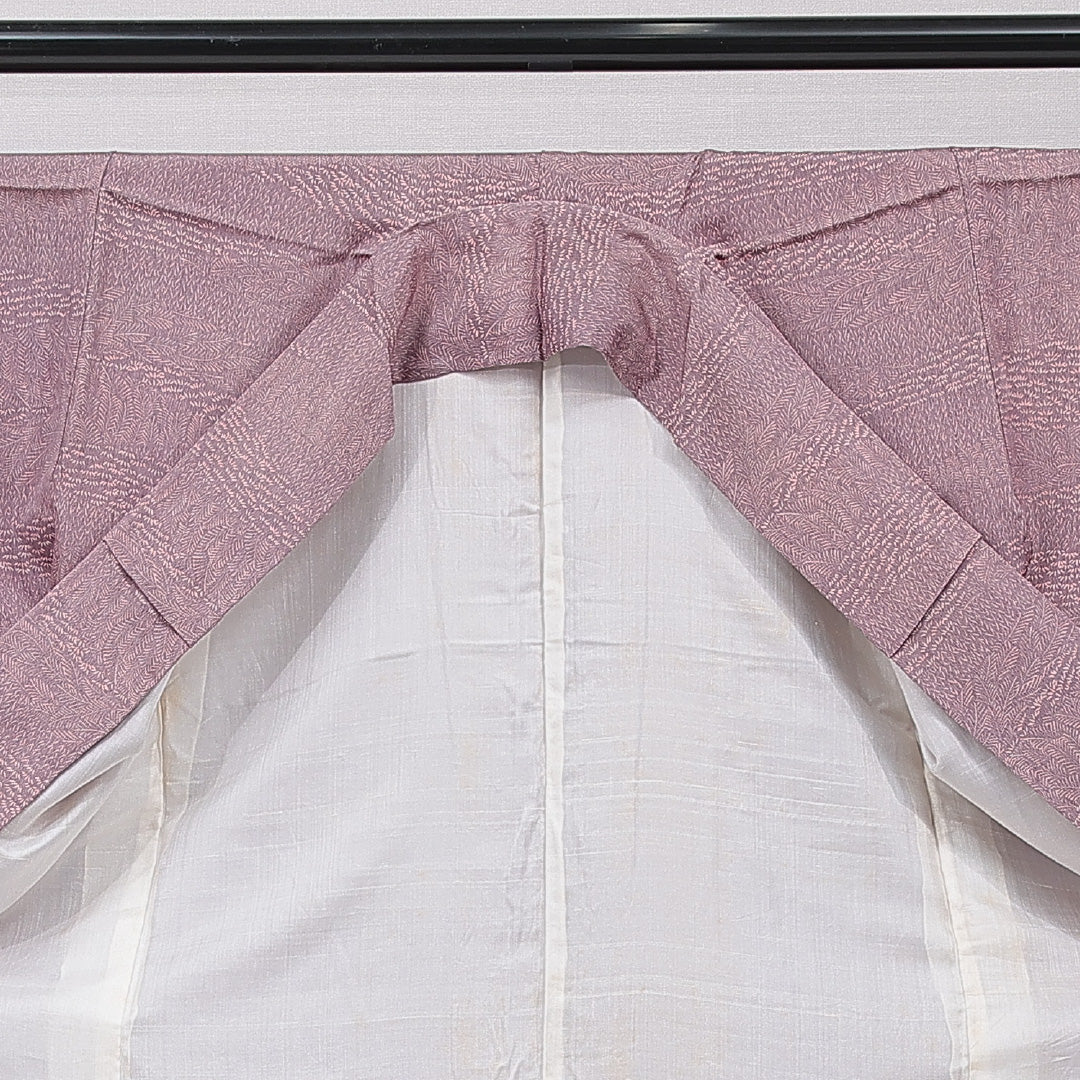 小紋 袷 身丈153cm 裄丈62cm 正絹 Aランク Sサイズ 広衿 一つ紋 セミフォーマル 落款 ピンク系 1215-15867