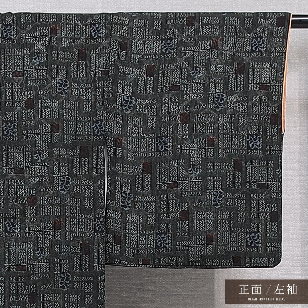 小紋 袷 身丈147cm 裄丈63cm 正絹 Sランク インフォーマル 広衿 XSサイズ 抽象柄 多色系 RP 1221-15605