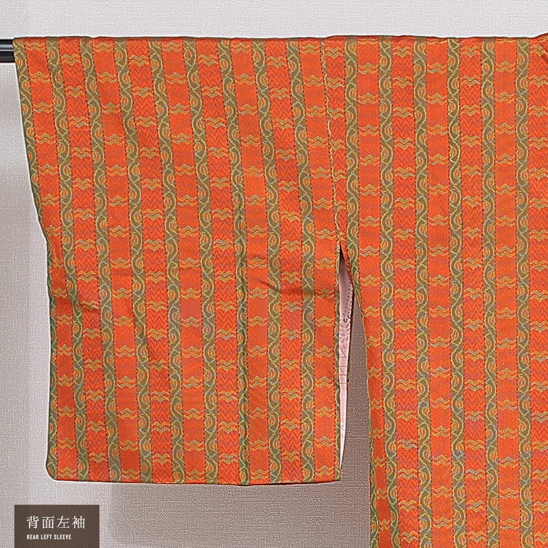 道行コート 袷 身丈87cm 裄丈65cm 正絹 Sランク セミフォーマル Mサイズ ポケットあり 創作柄 朱系 RP 1237-16132