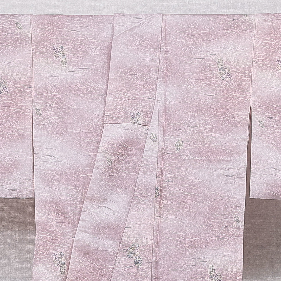 小紋 洗える着物 袷 身丈162cm 裄丈62cm ポリエステル Sランク Lサイズ 広衿 インフォーマル 花瓶 青海波 ピンク系 1215-15801