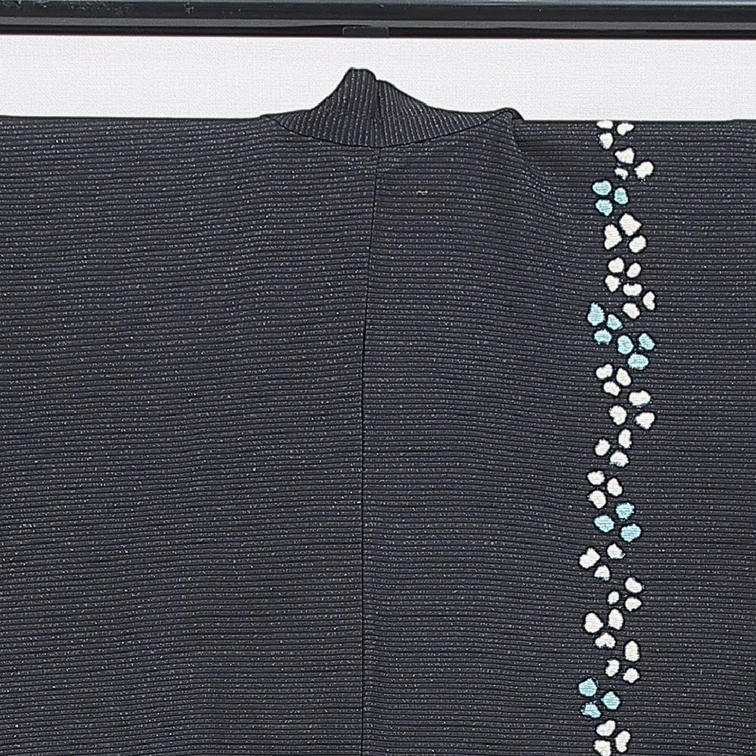 羽織 袷 身丈82cm 裄丈62cm 正絹 Aランク カジュアル Sサイズ 織り出し 紐あり 創作柄 黒系 RP 1232-16834