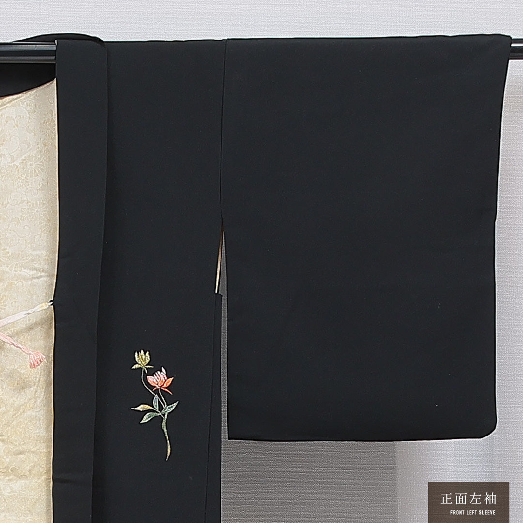 黒羽織 袷 身丈82cm 裄丈65cm 正絹 Aランク Mサイズ インフォーマル 紐あり 薔薇 絵羽羽織 蘇州刺繍 黒系 1217-16155