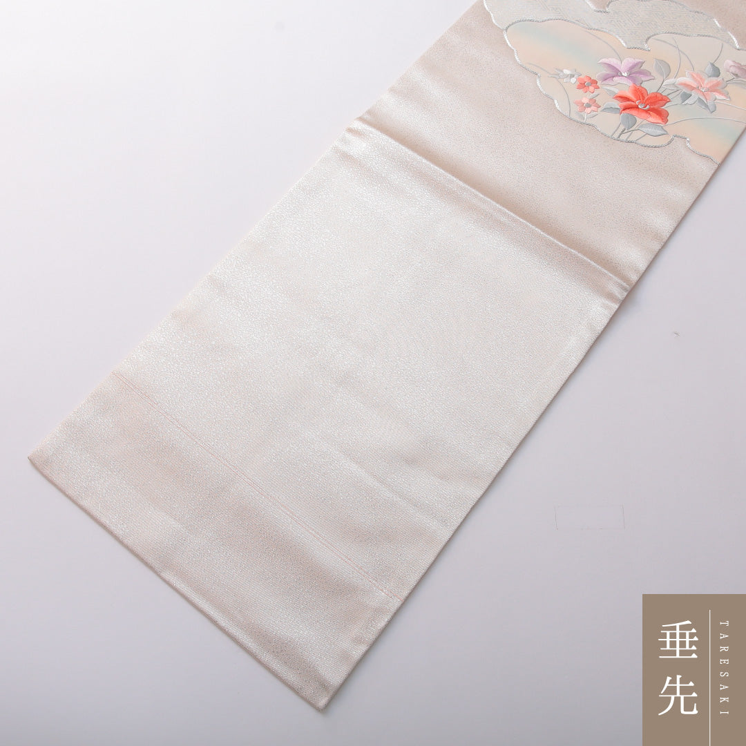 九寸名古屋帯 帯丈350cm セミフォーマル 名古屋仕立て ポイント柄 Sランク 正絹 刺繍 銀駒刺繍 雲 紗綾型 桔梗 銀系 1224-03476