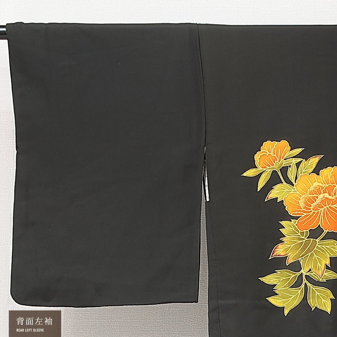 絵羽羽織 袷 身丈75cm 裄丈65cm 正絹 Sランク インフォーマル Mサイズ 紐あり 牡丹 黒系 M4 1234-15299