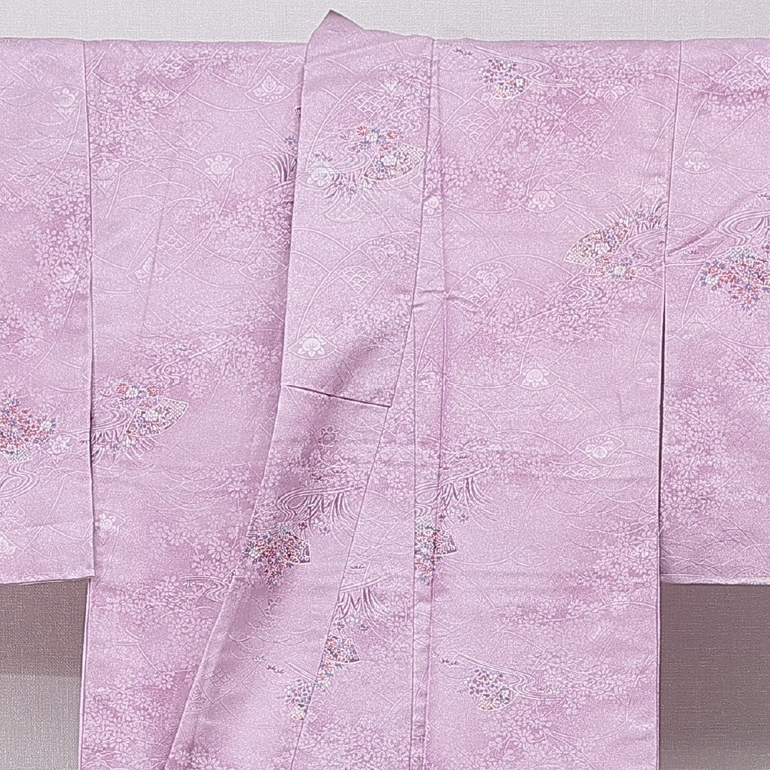 新古品 小紋 洗える着物 袷 身丈158cm 裄丈65cm ポリエステル Nランク Mサイズ 広衿 インフォーマル 吉祥文様 菊 紫系 1215-15788