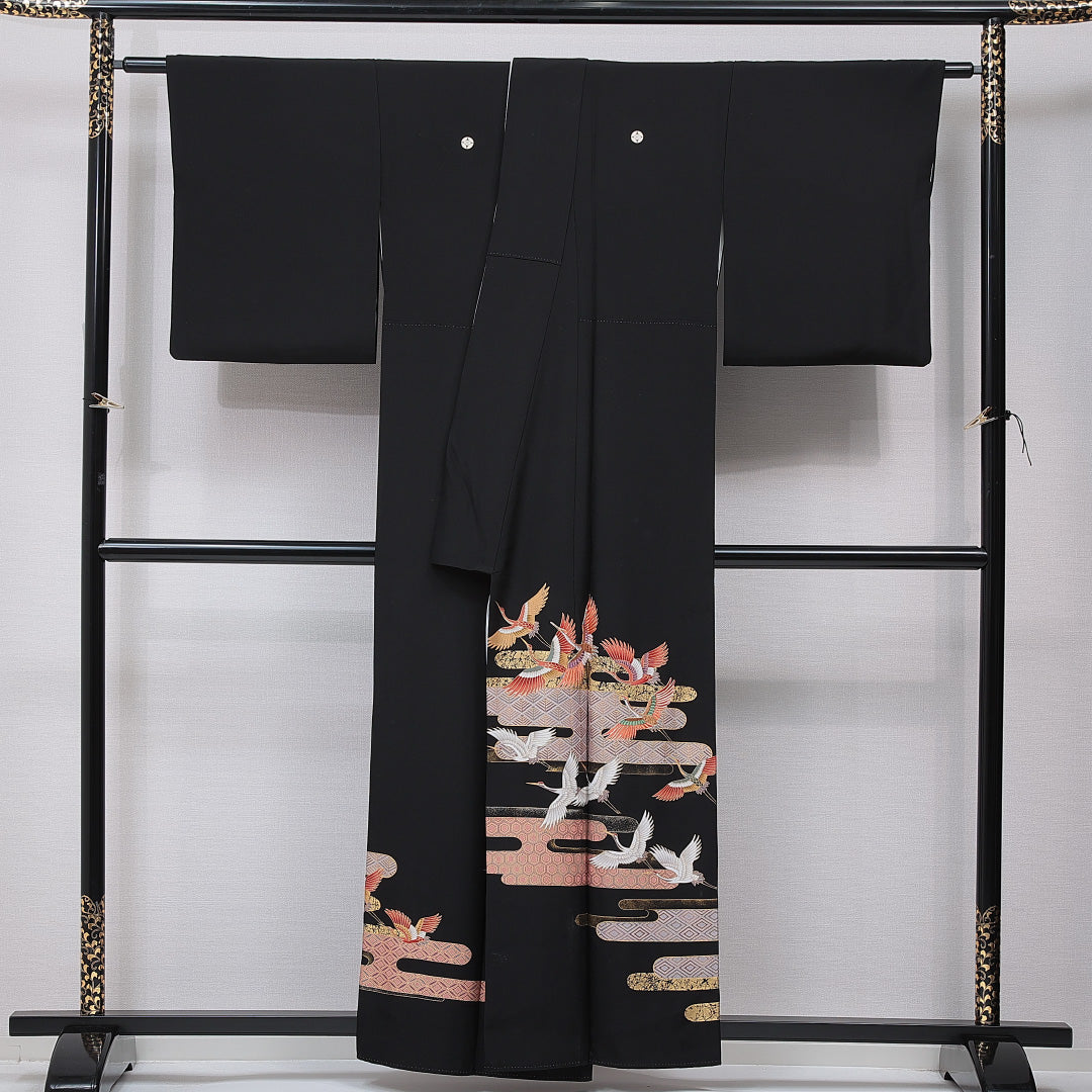 黒留袖 袷 身丈156cm 裄丈62cm 五つ紋 七宝に花菱 フォーマル Sランク Mサイズ 正絹 比翼仕立て 広衿 鶴 刺繍 金駒刺繍 1211-F0735