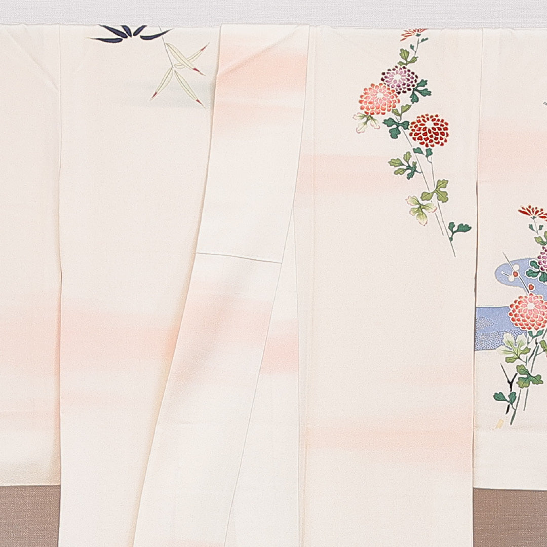 付下げ 袷 身丈156cm 裄丈62cm 正絹 Cランク Mサイズ 広衿 インフォーマル ちりめん 流水 菊 クリーム系 1261-16666