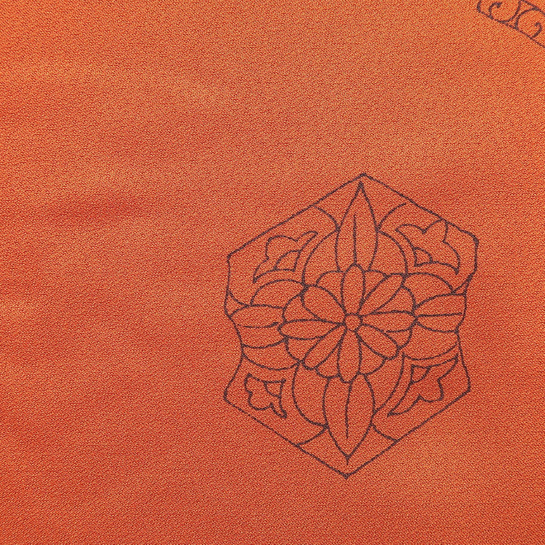 道行コート 袷 身丈82cm 裄丈65cm 正絹 Sランク Mサイズ フォーマル 創作柄 朱系 1263-15131