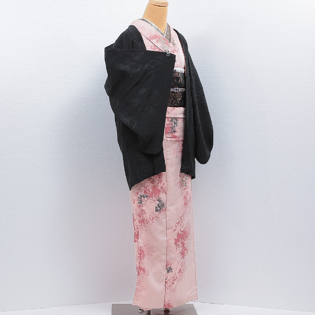 黒羽織 袷 身丈78cm 裄丈63cm 正絹 Sランク 一つ紋 (中陰五三桐) 紋意匠 (菊) セミフォーマル Sサイズ 織り出し 黒系 RP 1233-16140