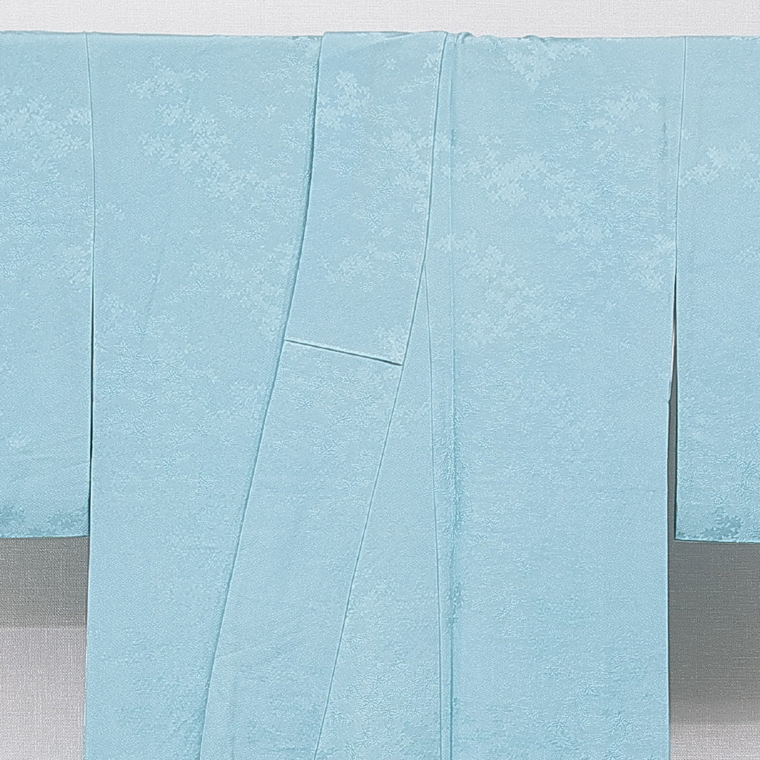 色無地 袷 身丈157cm 裄丈64cm 正絹 Bランク Mサイズ 広衿 一つ紋(橘) セミフォーマル 紋意匠 紅葉 無地 水色系 1214-15670