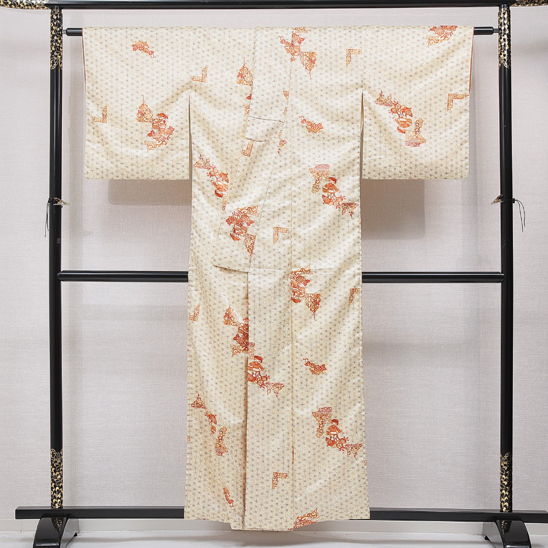 洗える着物 小紋 袷 身丈154cm 裄丈65cm ポリエステル Aランク インフォーマル 広衿 Sサイズ 紗綾型 クリーム系 HP 1221-15813
