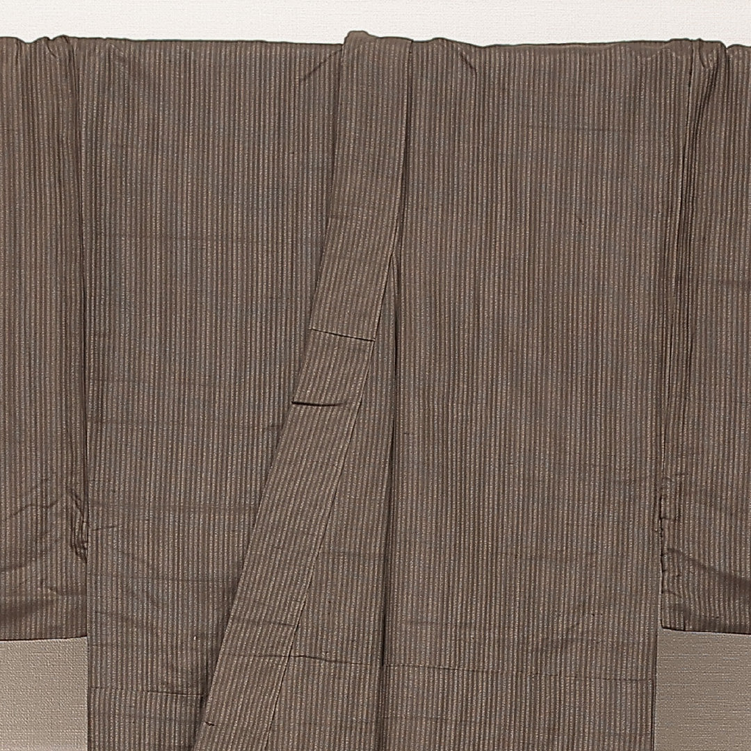 男着物 袷 身丈138cm 裄丈63cm 正絹 Aランク カジュアル 棒衿 Sサイズ 縞 茶系 RP 1224-16923