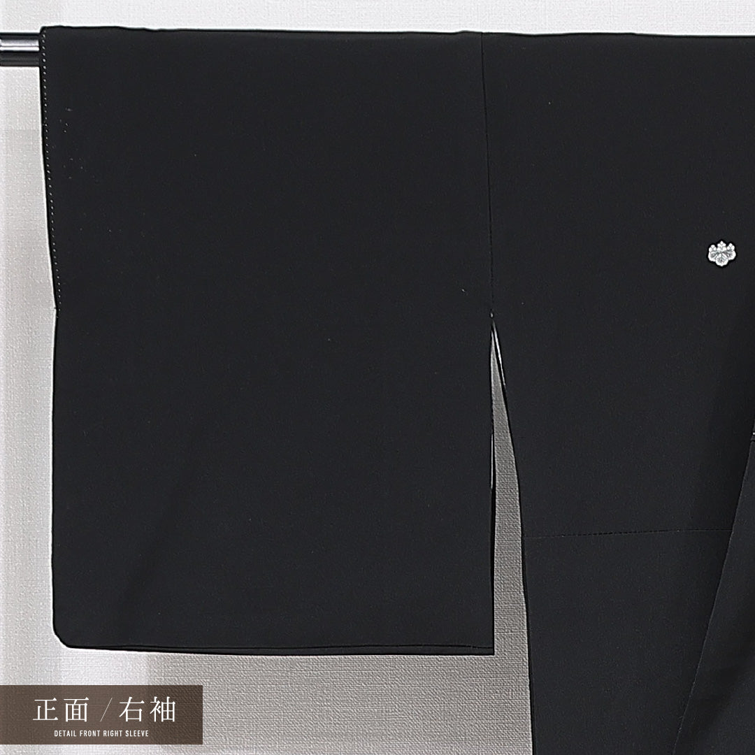 黒留袖 袷 身丈158cm 裄丈64cm 三つ紋 五三桐 フォーマル Sランク Mサイズ ポリエステル 洗える着物 比翼仕立て 広衿 御所車 菊 紅葉 1211-F0675