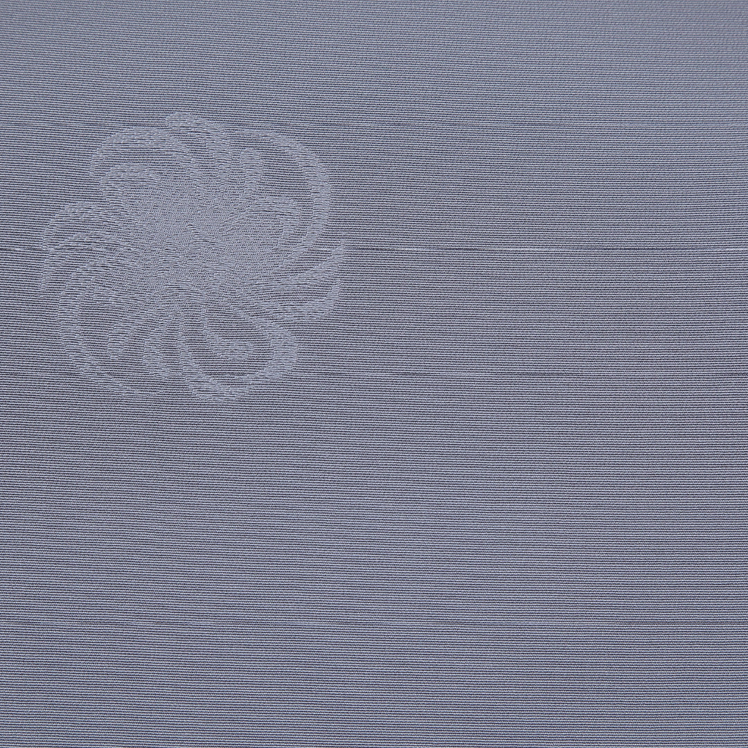 色無地 袷 身丈170cm 裄丈68cm 正絹 Aランク 2XLサイズ 広衿 一つ紋(木瓜に桔梗) セミフォーマル ガード加工 紋意匠 渦菊 無地 グレー系 1214-15116