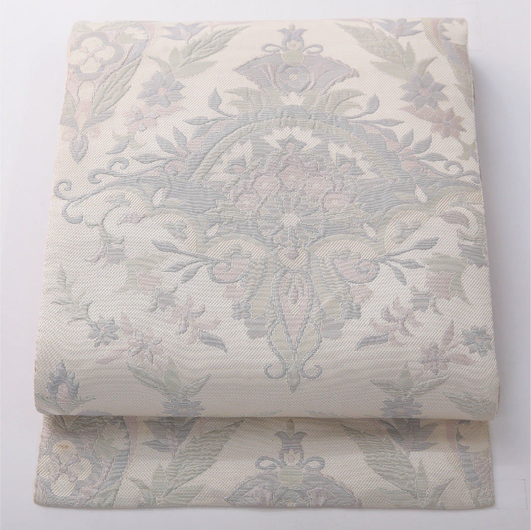 八寸名古屋帯 帯丈339cm セミフォーマル 松葉仕立て 六通 Dランク 正絹 アラベスク文様 白系 1224-03599