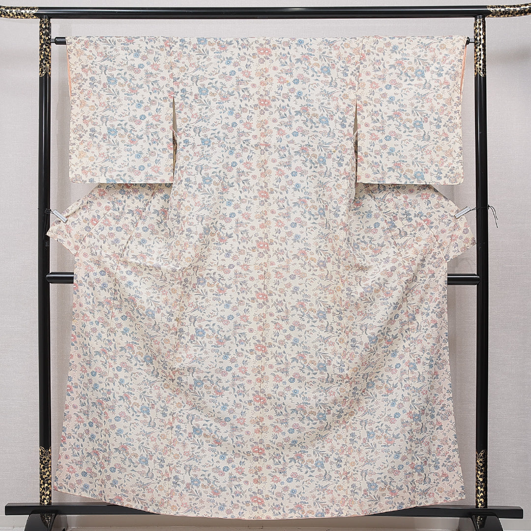 小紋 洗える着物 袷 身丈158cm 裄丈63cm ポリエステル Cランク Mサイズ 広衿 インフォーマル 菊 クリーム系 1215-15810