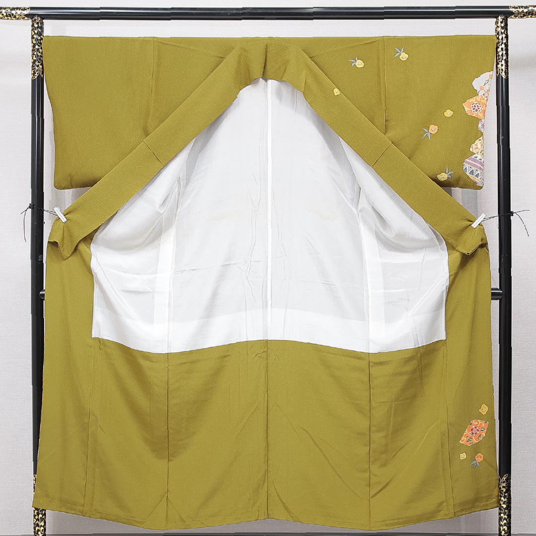 付下げ 袷 身丈155cm 裄丈67cm 正絹 Aランク インフォーマル 広衿 Mサイズ 部分絞り 金駒刺繍 ガード加工 唐華 菱 黄系 RP 1218-15727