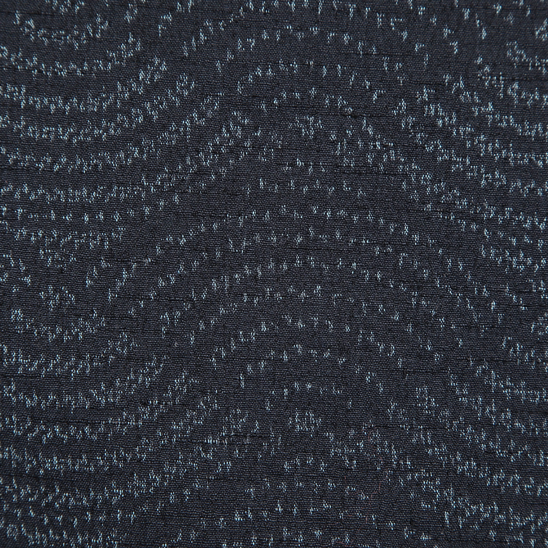 未使用品 紬 単衣 身丈145cm 裄丈61cm 正絹 Sランク XSサイズ バチ衿 カジュアル 居敷当て 肩当て 菱 グレー系 黒系 1216-15664