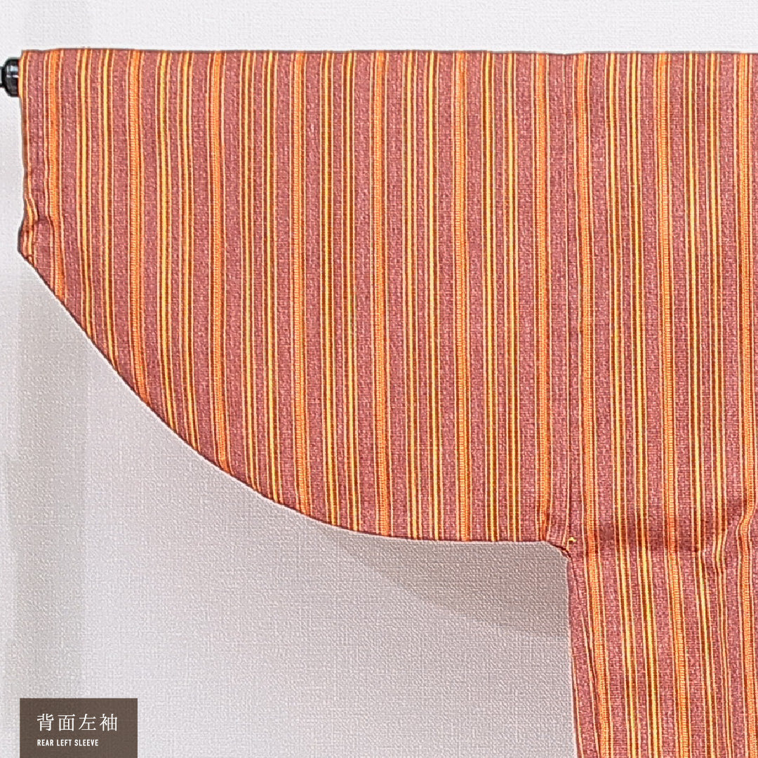 ウールの道中着(紬) 洗える着物 単衣 身丈69cm 裄丈66cm ウール Sランク Mサイズ カジュアル 縞 朱系 1264-16816