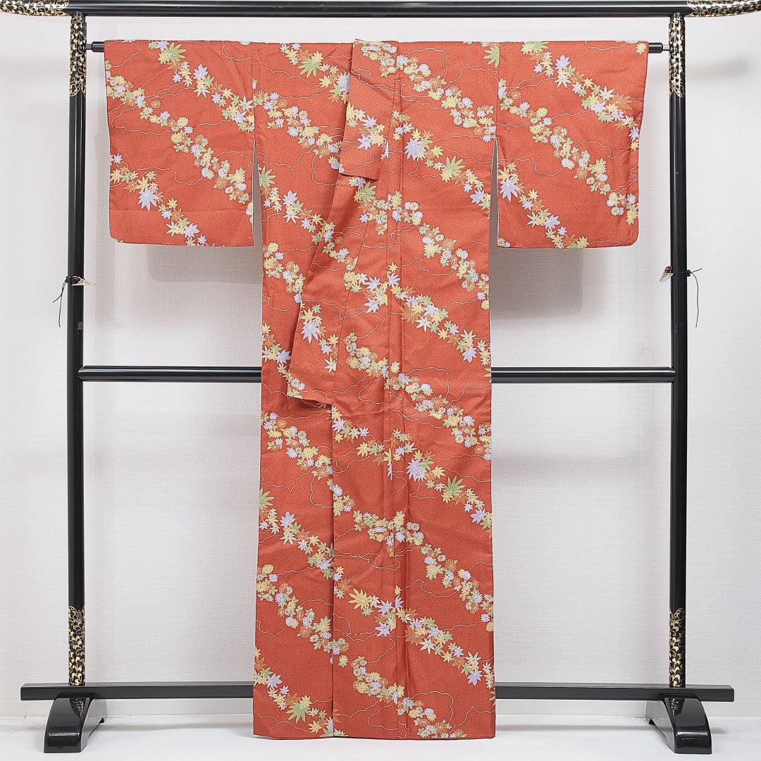 洗える着物 小紋 袷 身丈162cm 裄丈65cm ポリエステル Sランク インフォーマル 広衿 Lサイズ 菊 紅葉 朱系 RP 1221-16261
