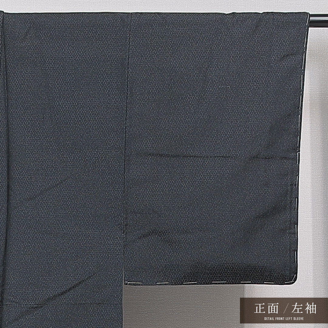 男着物 袷 身丈137cm 裄丈63cm 正絹 Sランク カジュアル 棒衿 Sサイズ 無地 黒系 RP 1224-15353