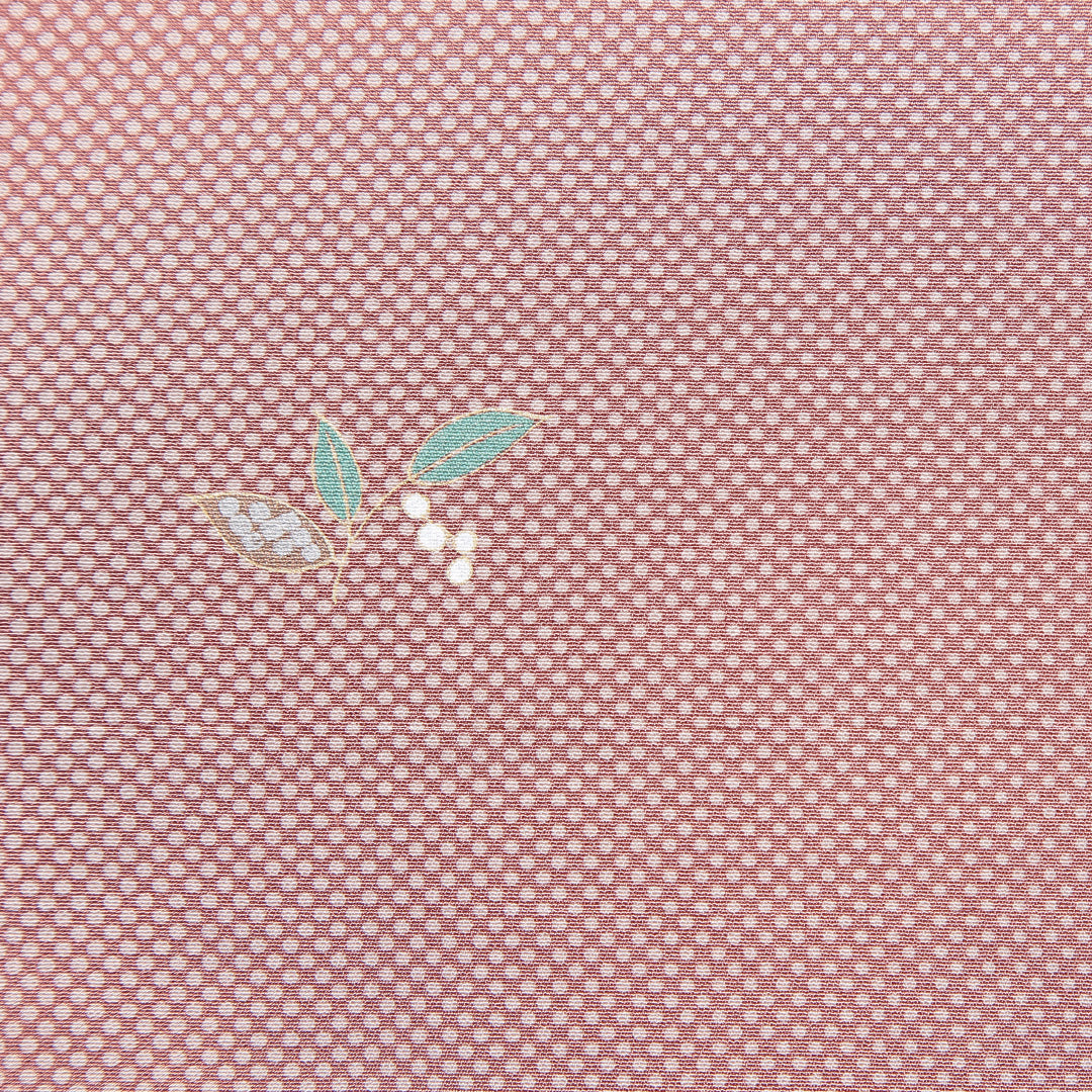 小紋 袷 身丈151cm 裄丈61cm 正絹 Sランク Sサイズ 広衿 インフォーマル 南天 ピンク系 1215-15904