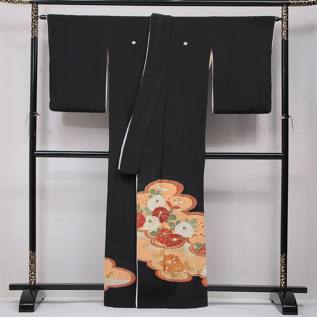 黒留袖 袷 身丈159cm 裄丈65cm 五つ紋 五三桐 フォーマル Cランク Mサイズ 正絹 比翼仕立て 広衿 菊 金駒刺繍 1211-F0740