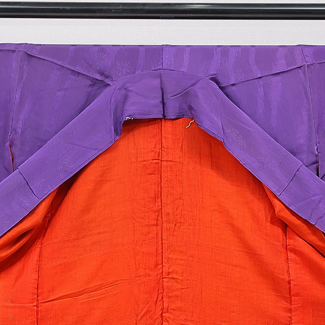 アンティーク 色無地 袷 身丈151cm 裄丈65cm 正絹 Cランク Sサイズ 広衿 紋意匠 笹 紫系 1214-15570