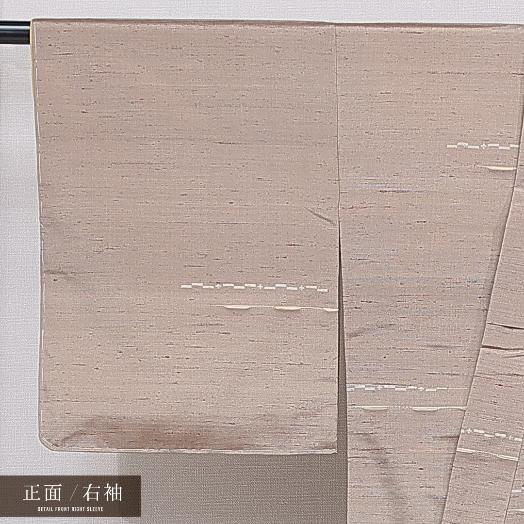 小紋 (牛首紬) 袷 身丈156cm 裄丈63cm 正絹 Aランク インフォーマル バチ衿 Mサイズ 創作柄 ベージュ系 M4 1221-15479