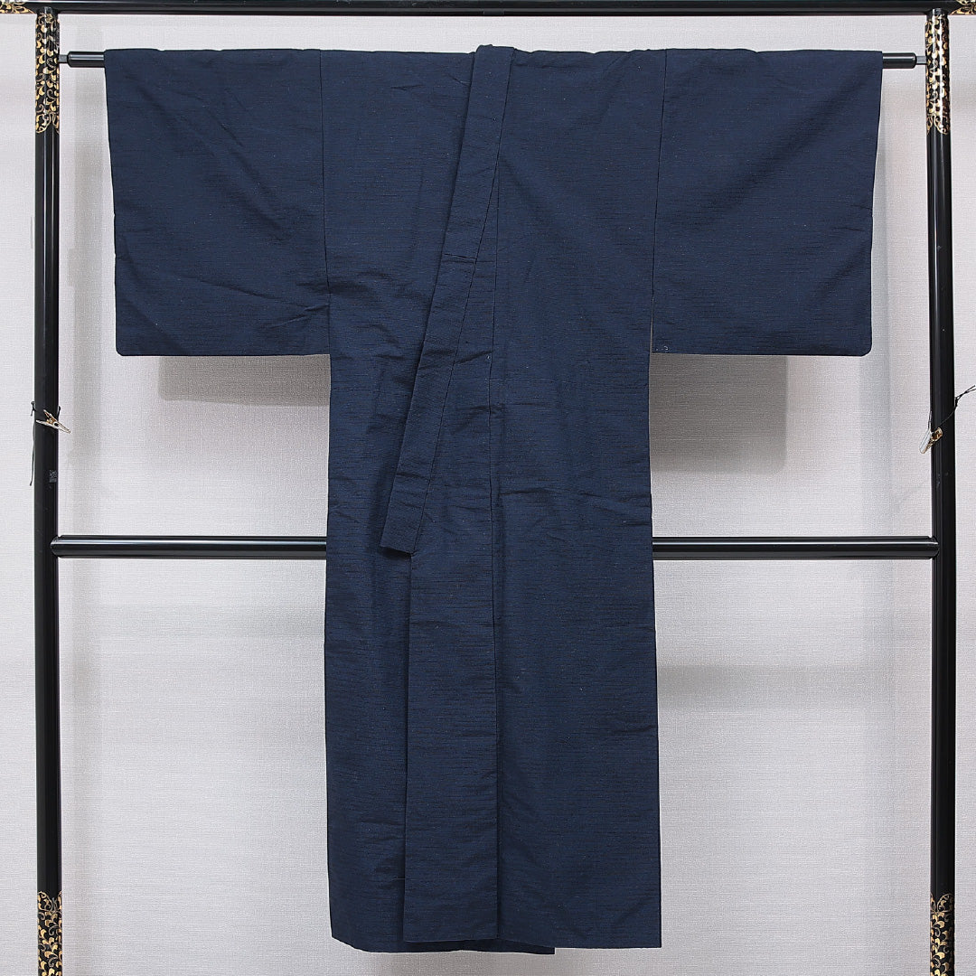 男着物 袷 身丈142cm 裄丈67cm 正絹 Cランク カジュアル 棒衿 Mサイズ 無地 紺系 LP 1224-15759