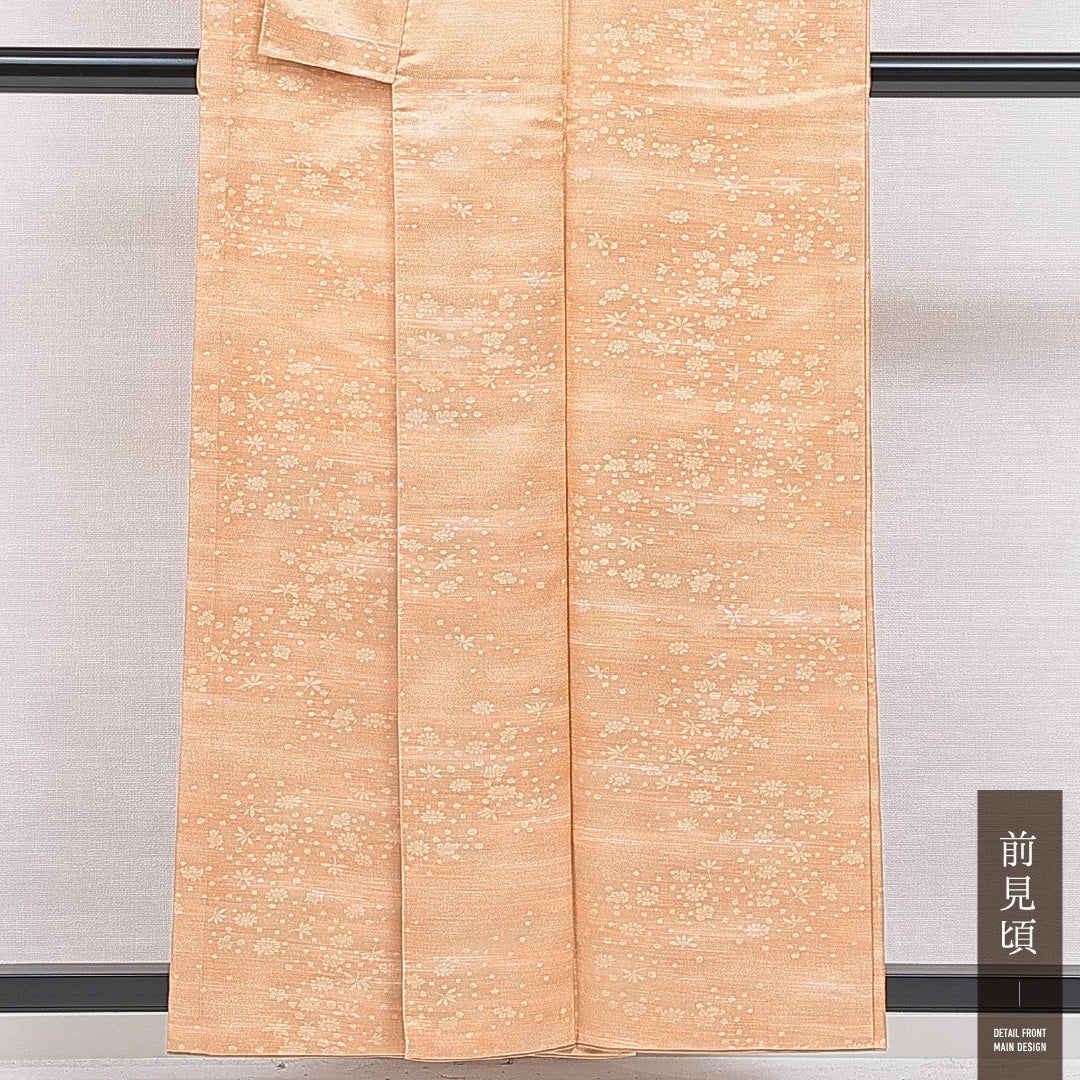 洗える着物 色無地 袷 身丈156cm 裄丈66cm ポリエステル Sランク 紋意匠 (菊) インフォーマル 広衿 Mサイズ 織り出し 朱系 RP 1219-15959