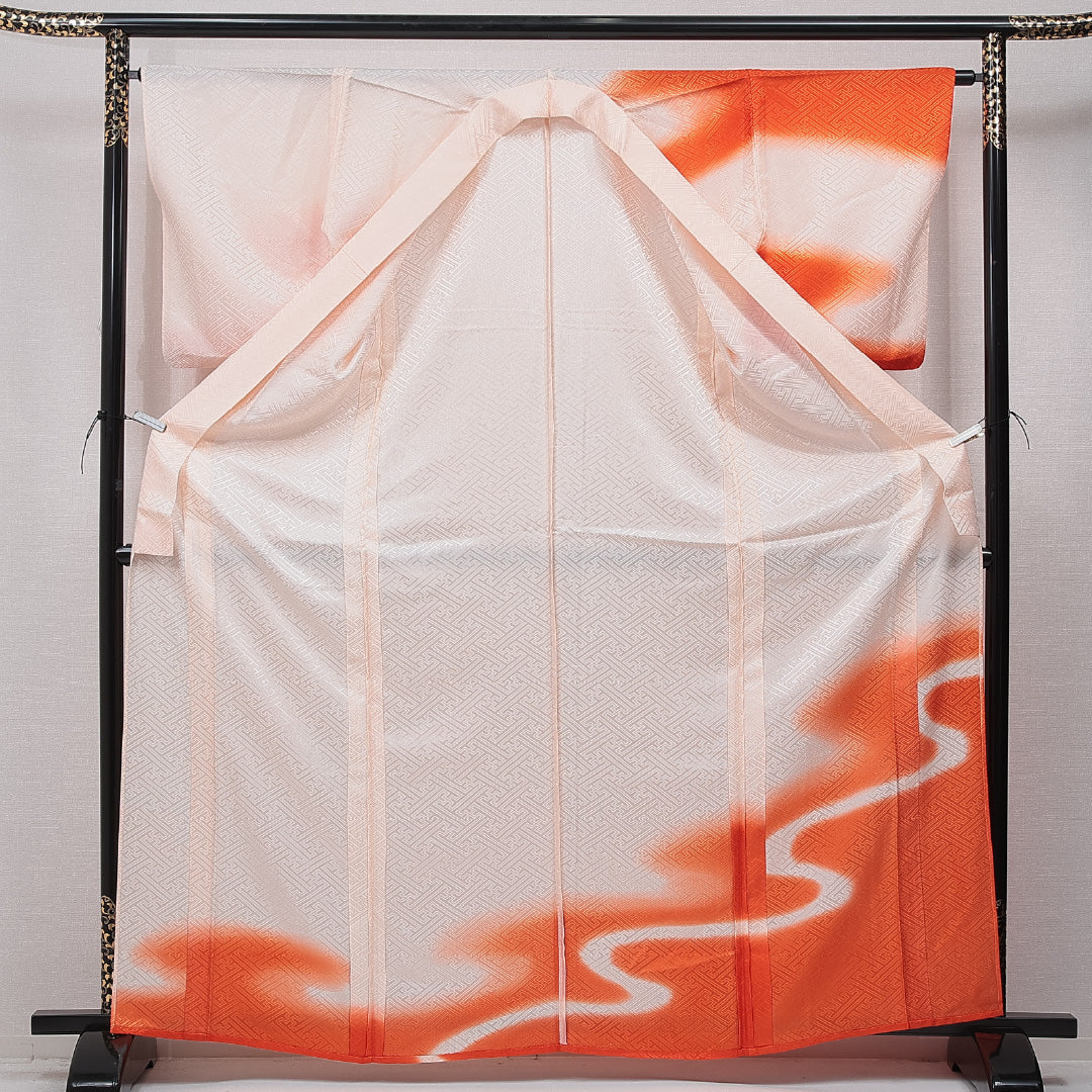 訪問着 洗える着物 単衣 身丈163cm 裄丈63cm ポリエステル Aランク Lサイズ バチ衿 セミフォーマル 紋意匠 紗綾形 流水 ピンク系 1212-15674