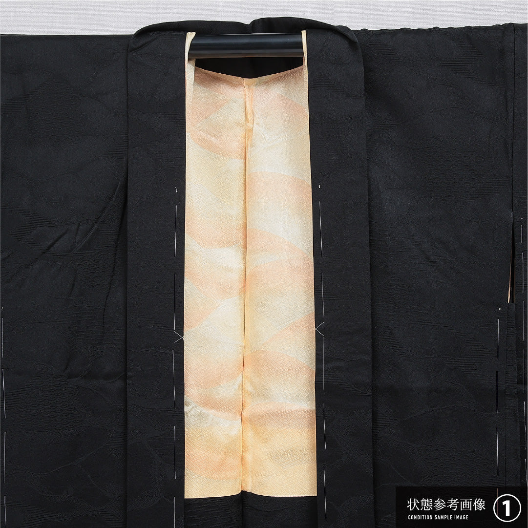 黒羽織 袷 身丈82cm 裄丈65cm 正絹 Aランク 一つ紋 (中陰五三桐) 紋意匠 (吉祥文様) セミフォーマル Mサイズ 織り出し 黒系 RP 1233-16144