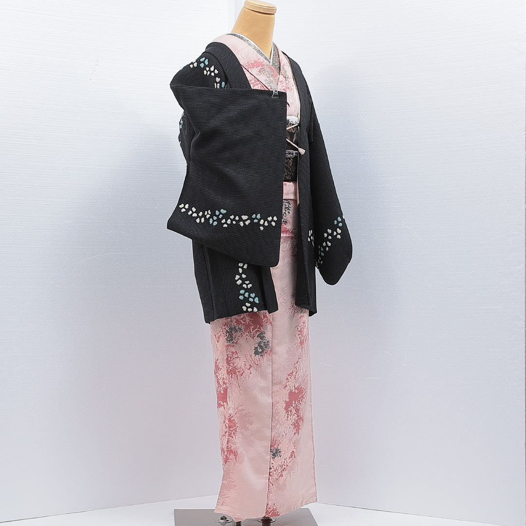 羽織 袷 身丈82cm 裄丈62cm 正絹 Aランク カジュアル Sサイズ 織り出し 紐あり 創作柄 黒系 RP 1232-16834