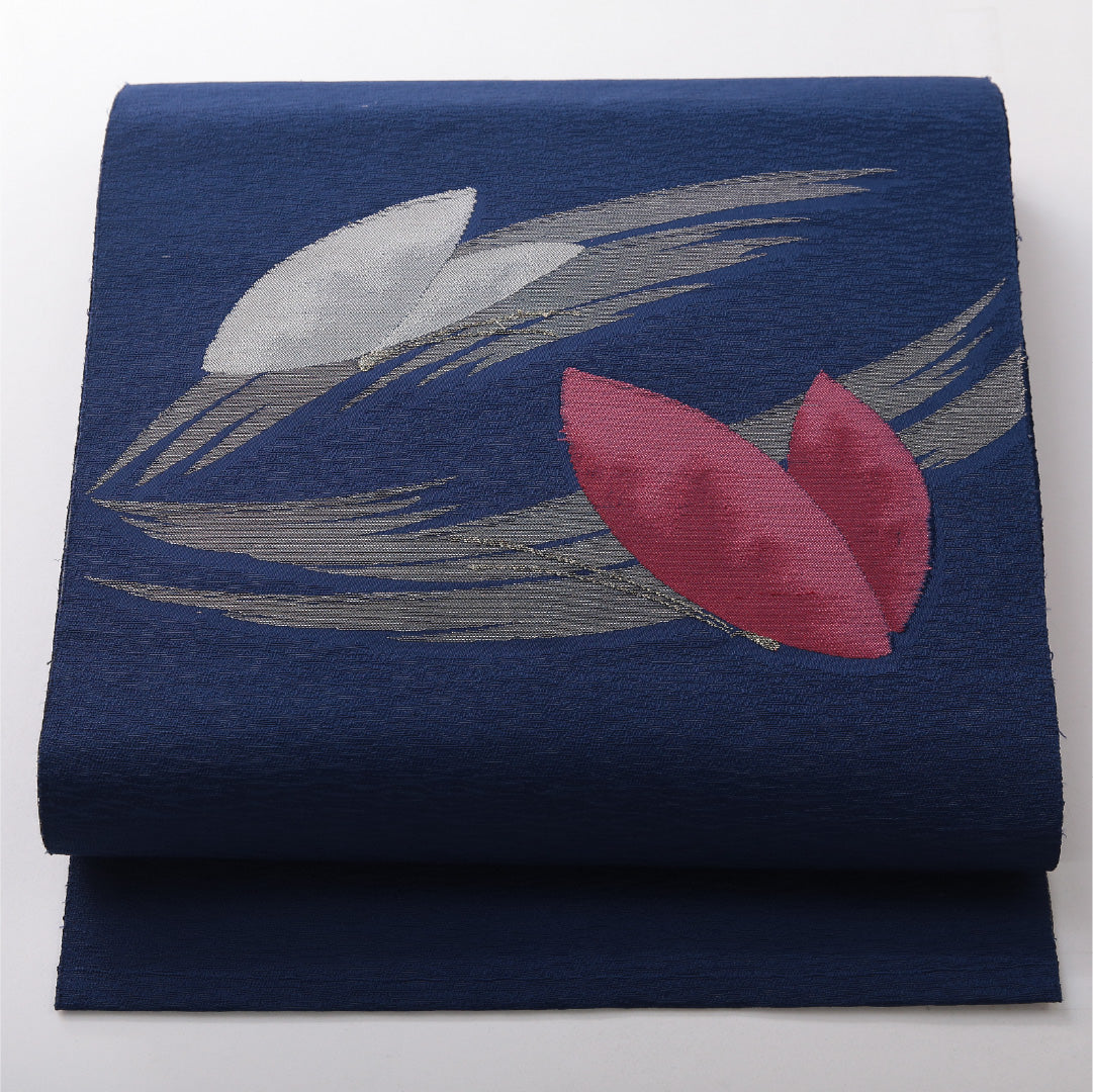 八寸名古屋帯 帯丈352cm カジュアル 松葉仕立て ポイント柄 Dランク 正絹 綴れ織 蝶 紺系 1224-03777