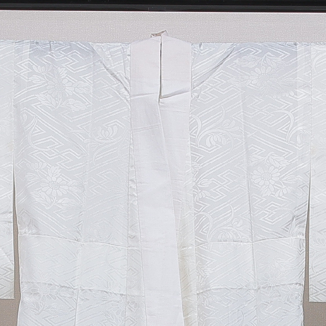 長襦袢 無双袖 身丈126cm 裄丈61cm 正絹 Aランク Mサイズ 紗綾型 菊 白系 RP 1239-16536
