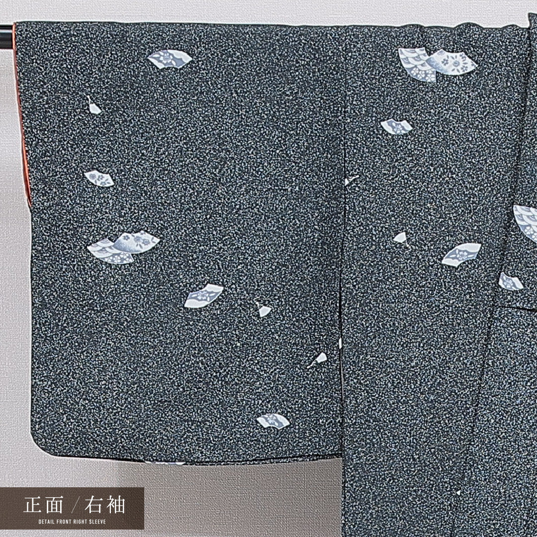 洗える着物 小紋 胴抜き 身丈153cm 裄丈63cm ポリエステル Aランク インフォーマル バチ衿 Sサイズ 扇 桜 グレー系 RP 1221-16003