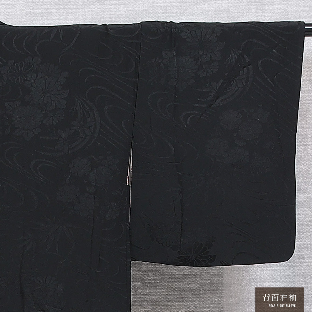 黒羽織 袷 身丈78cm 裄丈63cm 正絹 Sランク 一つ紋 (中陰五三桐) 紋意匠 (菊) セミフォーマル Sサイズ 織り出し 黒系 RP 1233-16140