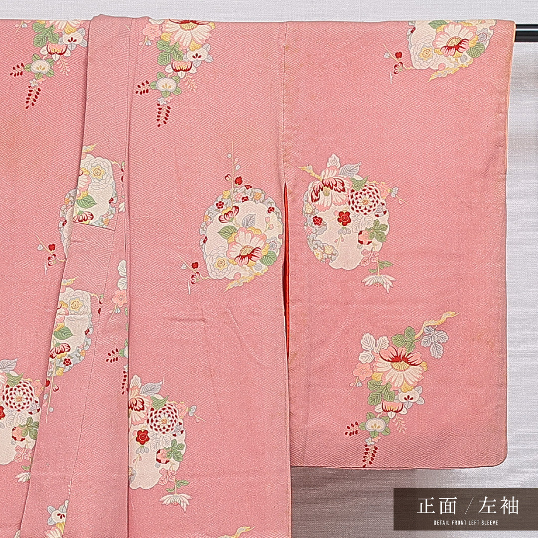 アンティーク 付下げ 袷 身丈145cm 裄丈60cm 正絹 Cランク XSサイズ バチ衿 紋意匠 紗綾形 雪輪 牡丹 ピンク系 1261-15977