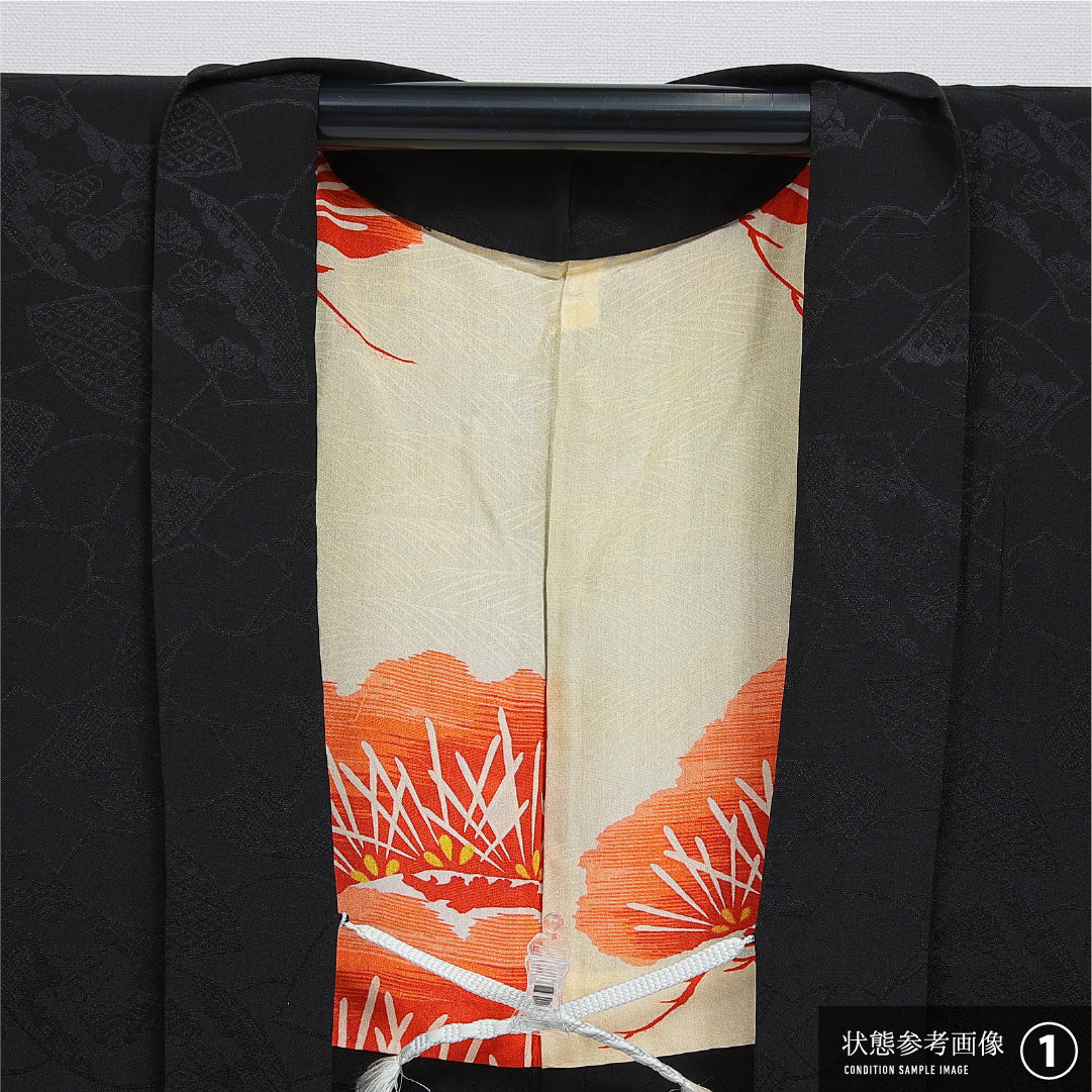 黒羽織 袷 身丈75cm 裄丈62cm 正絹 Aランク 一つ紋 (五三桐) 紋意匠 (吉祥文様) セミフォーマル Sサイズ 織り出し 紐あり 黒系 RP 1233-16121