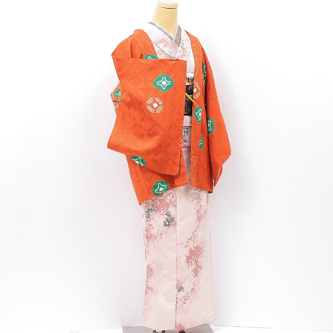 羽織 袷 身丈77cm 裄丈64cm 正絹 Sランク Mサイズ バチ衿 カジュアル 紐あり 鹿の子柄 七宝 朱系 1217-15138