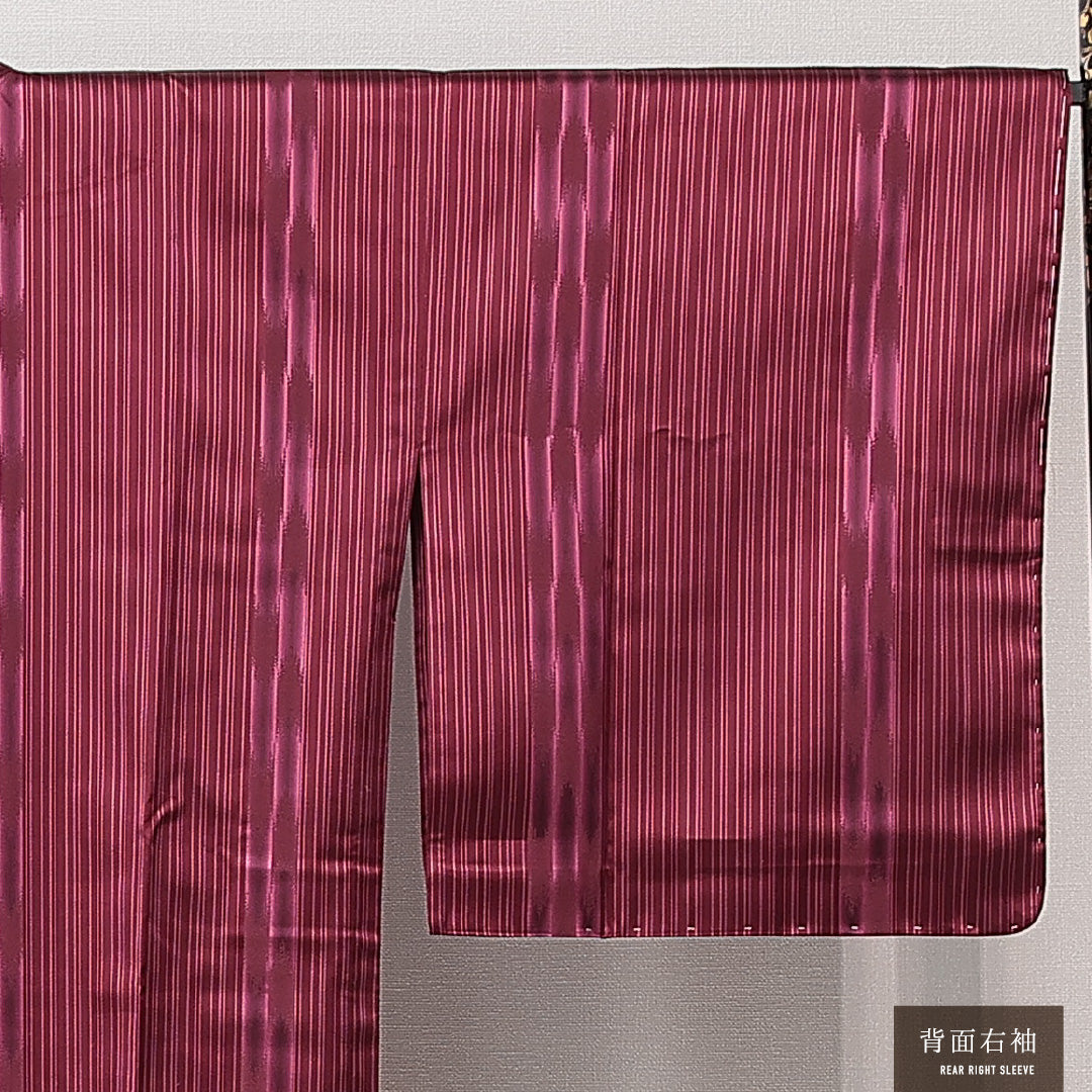 未使用品 道行コート 単衣 身丈134cm 裄丈67cm 正絹 Nランク セミフォーマル Lサイズ 肩当て ポケットあり しつけ糸 抽象柄 紫系 RP 1237-15247