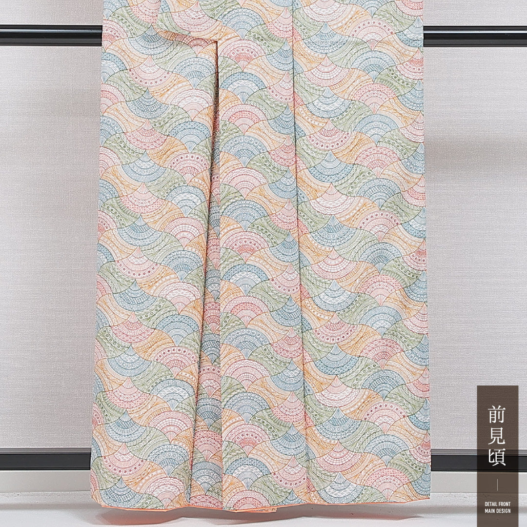 洗える着物 小紋 袷 身丈159cm 裄丈62cm ポリエステル Cランク インフォーマル 広衿 Mサイズ 吉祥文様 クリーム系 LP 1221-16293