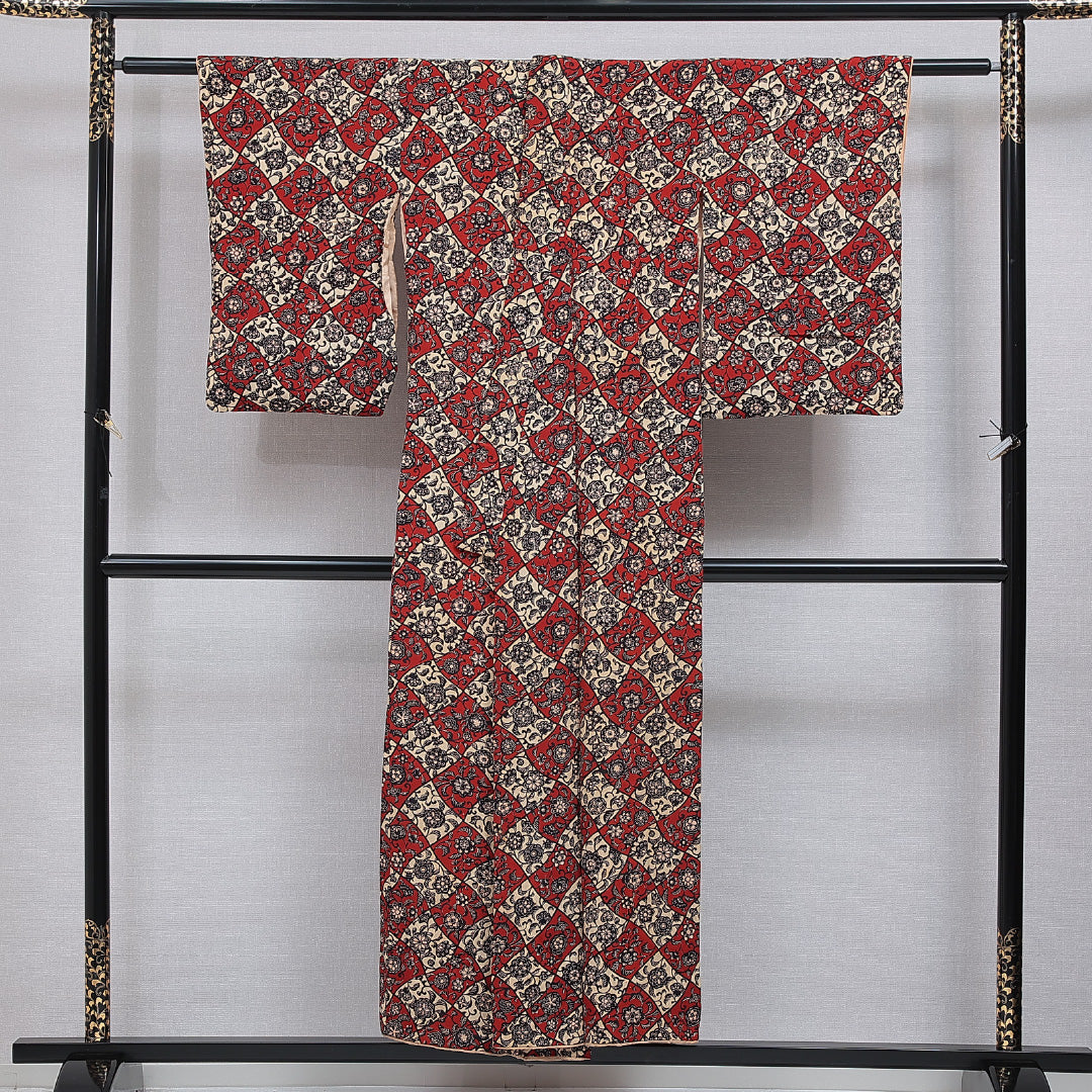 アンティーク 小紋 袷 身丈151cm 裄丈60cm 正絹 Cランク Sサイズ バチ衿 花柄 多色系 赤系 1215-16035