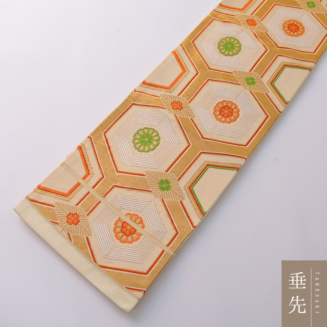 袋帯 帯丈408cm 正絹 六通 フォーマル 亀甲 菊 吉祥文様 クリーム系 金系 1243-01967
