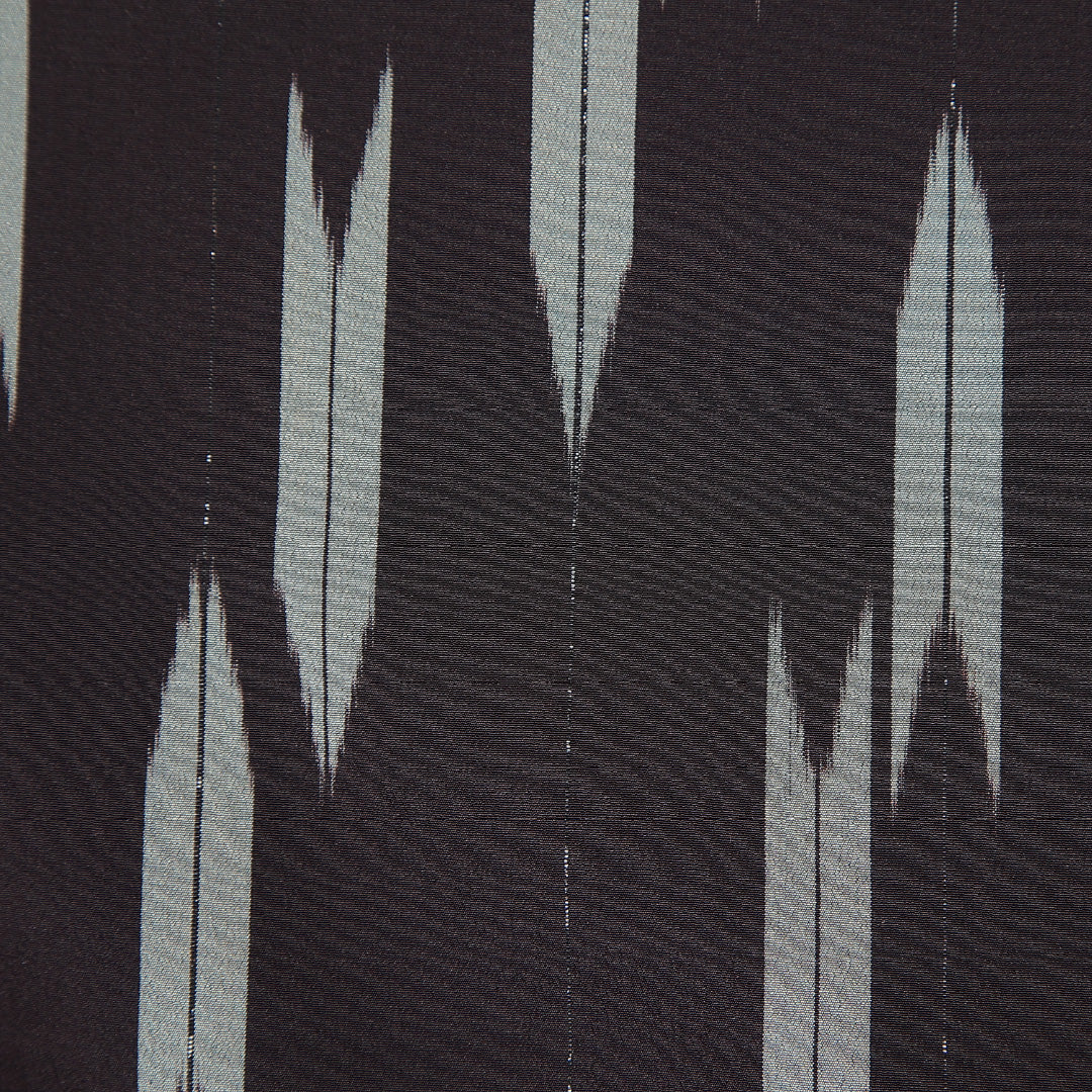 アンティーク お召 単衣 身丈154cm 裄丈62cm 正絹 Cランク Sサイズ バチ衿 ちりめん 矢絣 茶系 1265-15559