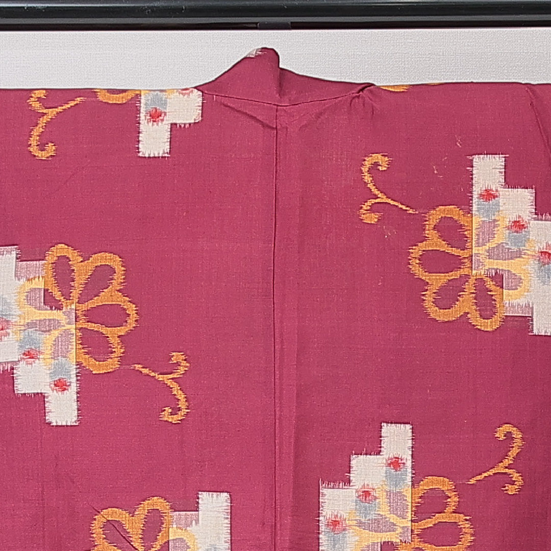 アンティーク 羽織(銘仙) 袷 身丈97cm 裄丈63cm 正絹 Aランク Sサイズ バチ衿 紐あり 菊 紫系 赤系 1217-15178